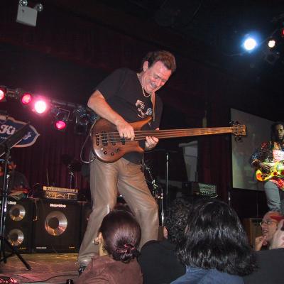The Cuicoland Express, BB King's, NYC, 12 December 2001 - The Kane / Girard Gallery